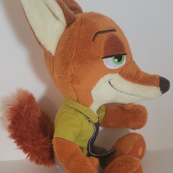 Nick Wilde Zootopia Plush Big Feet Disney Parks Stuffed Animal Fox Toy 9" - Picture 3 of 5